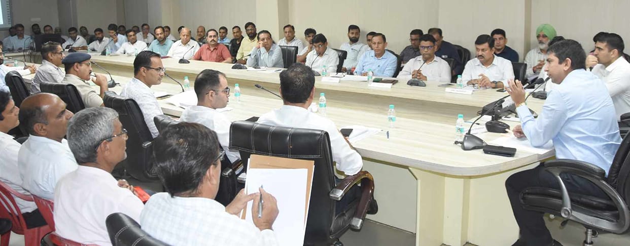 Officials should keep a close watch on the expenditure of candidates: Shukla