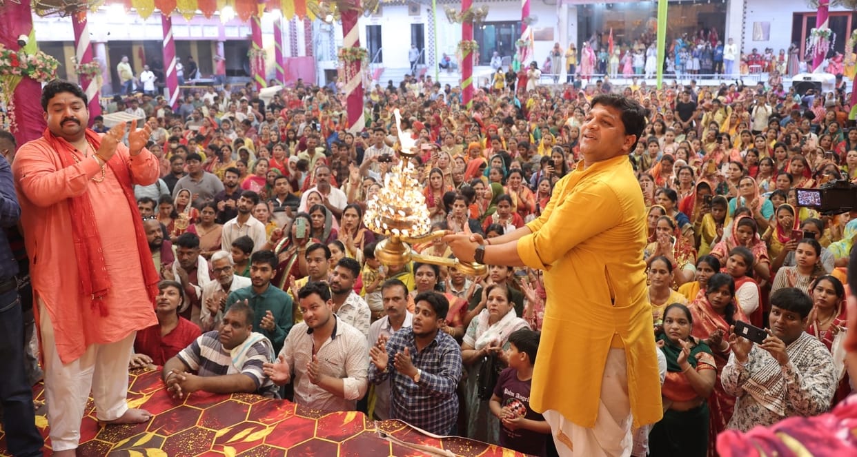 Ganpati Bappa Morya...the city echoes with cheers