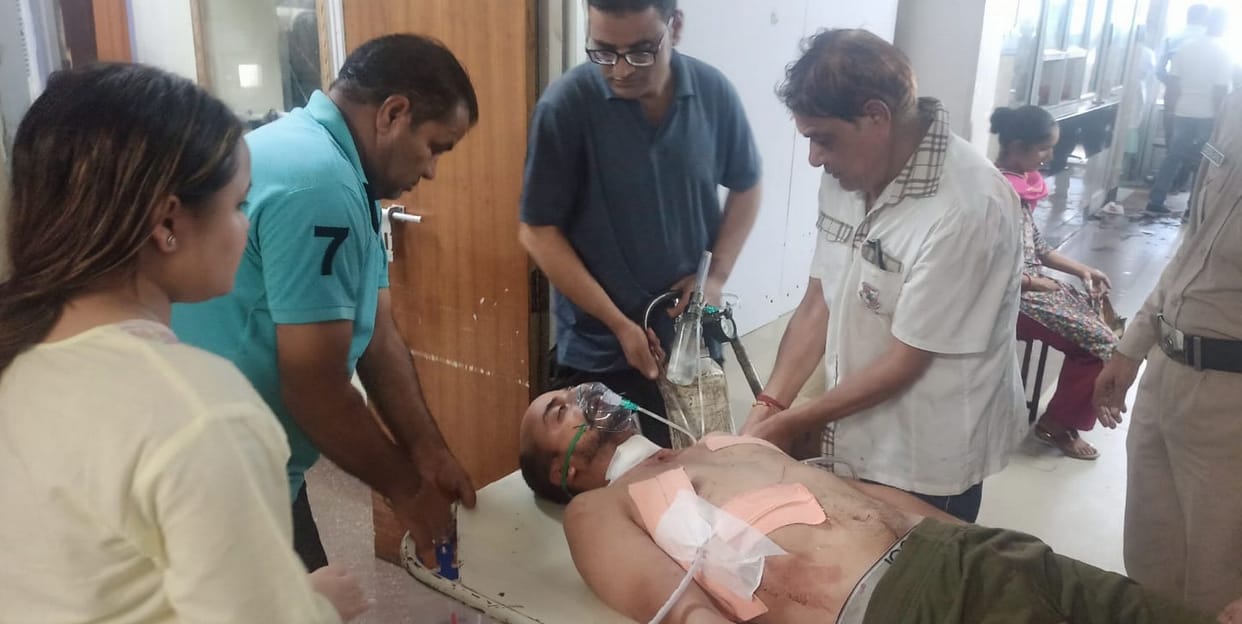Uncle attacked nephew with sharp weapon, injured Tanda referred