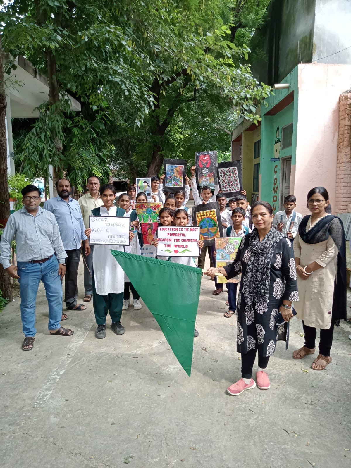 A literate family can make the future secure: Manju
