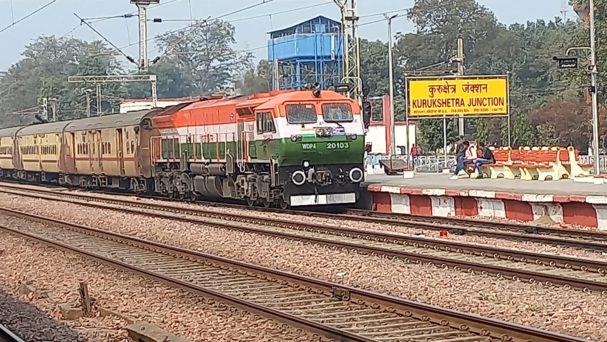 Festival special train will run between New Delhi and Katra