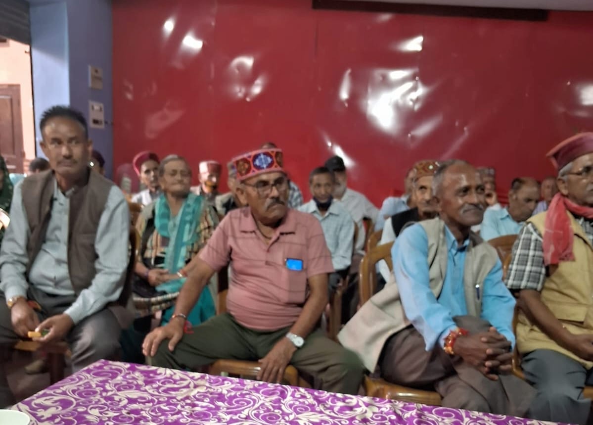 CM should not give false assurances to pensioners: Thakur