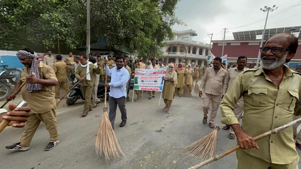 Cleanliness campaigns started in the city, the city looks sparkling