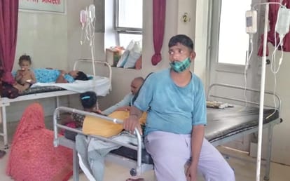 13 new patients admitted with vomiting, diarrhea and fever