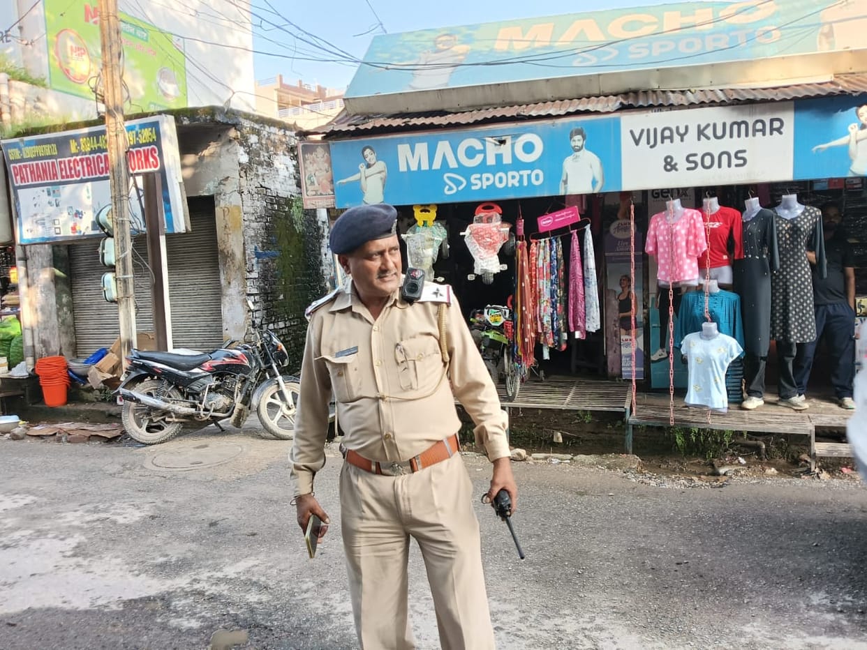 Now Noorpur police will check vehicles under the surveillance of body worn cameras