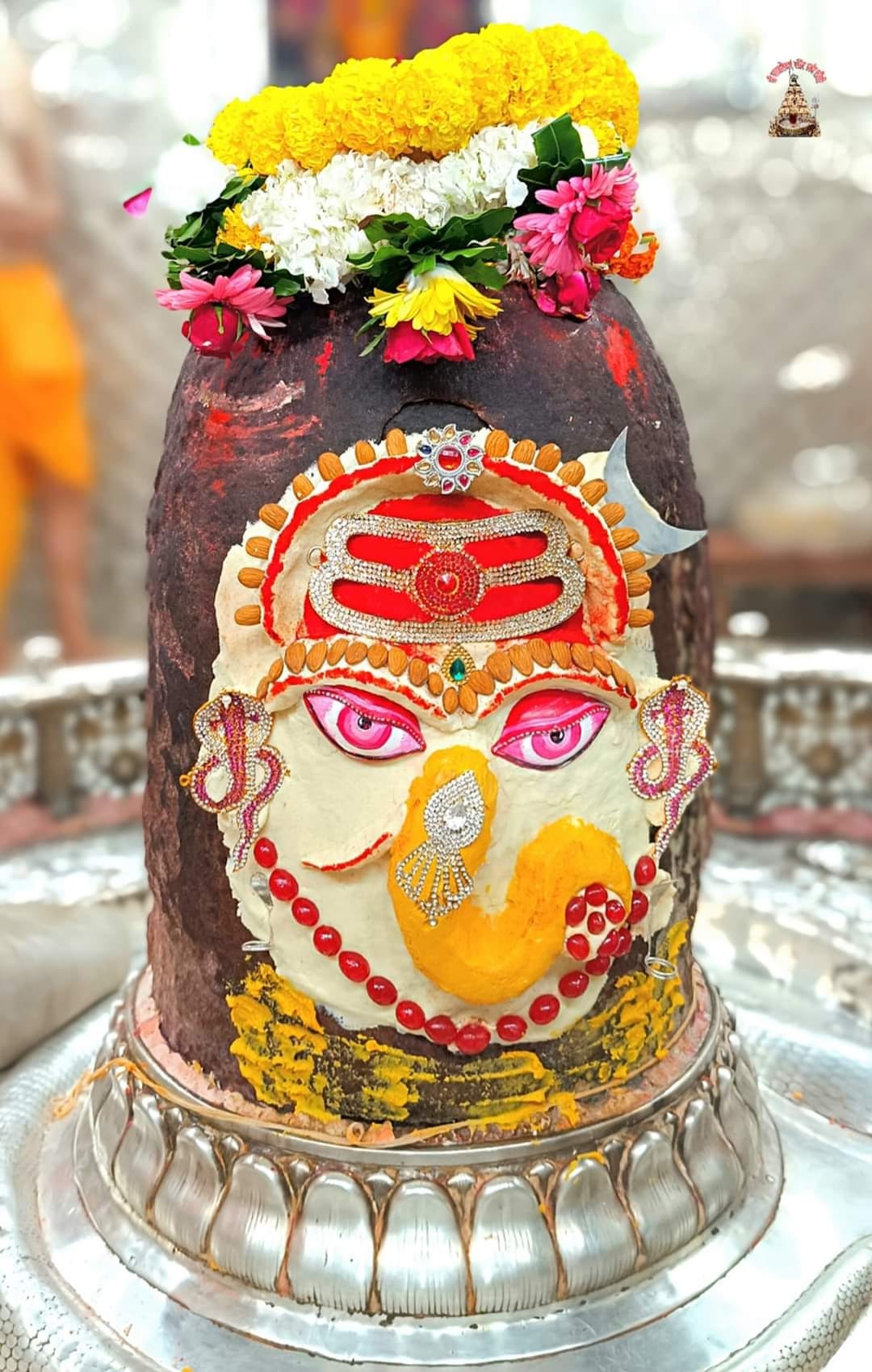 Baba Mahakal Ujjain gave darshan in form of Shri Ganesh ash was also used in Bhasma Aarti