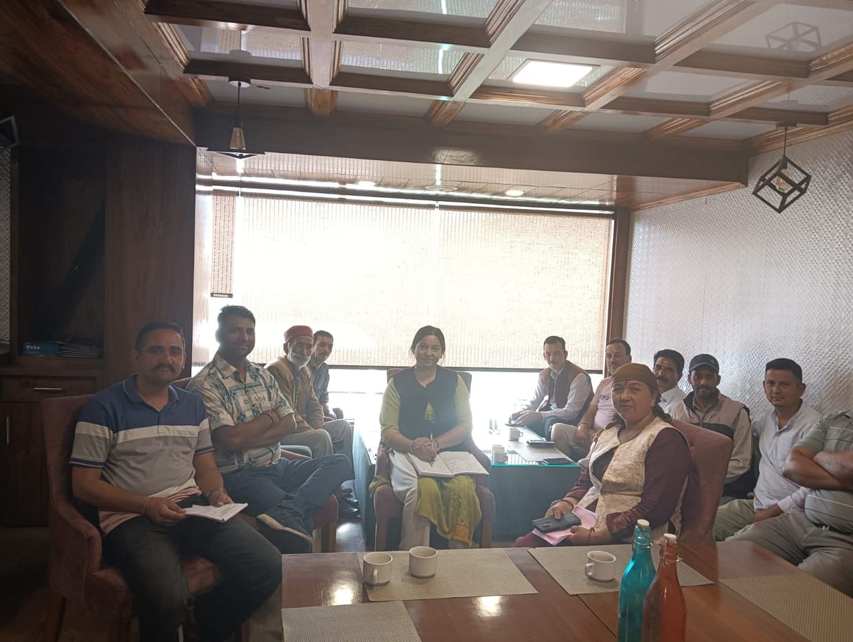 Juri-Sarahan road, Gharat-Kinnu road, road problem, BJP meeting in Sarahan