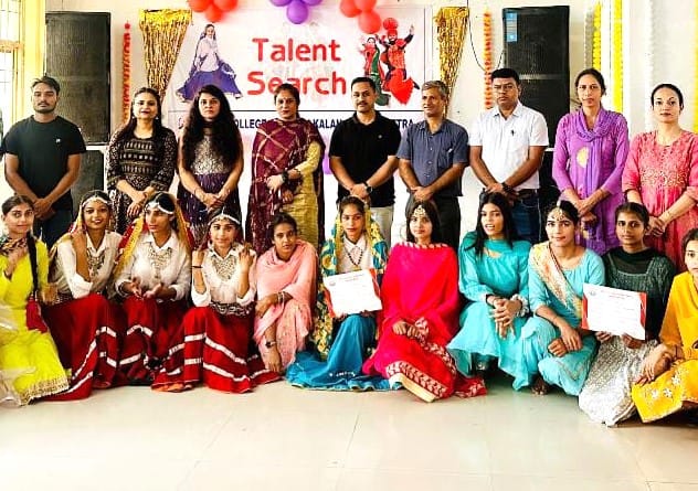 Razia stood first in singing, Nikita stood second