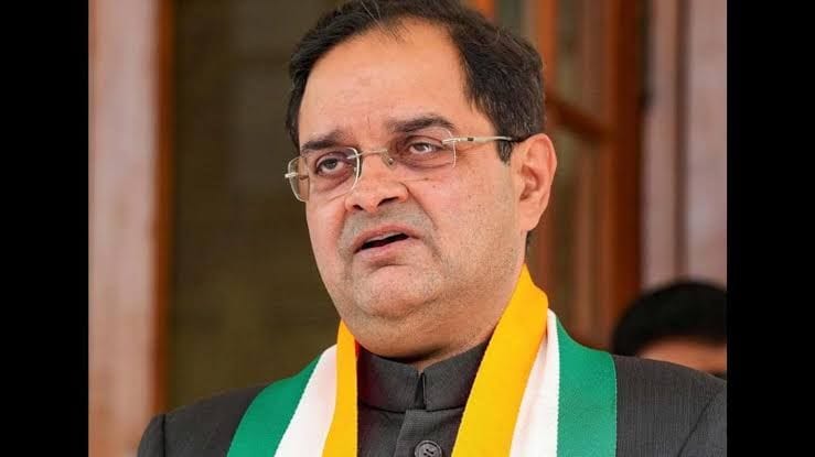 There will be a contest between Birendra Singh and Chautala family again on Uchana Kalan seat