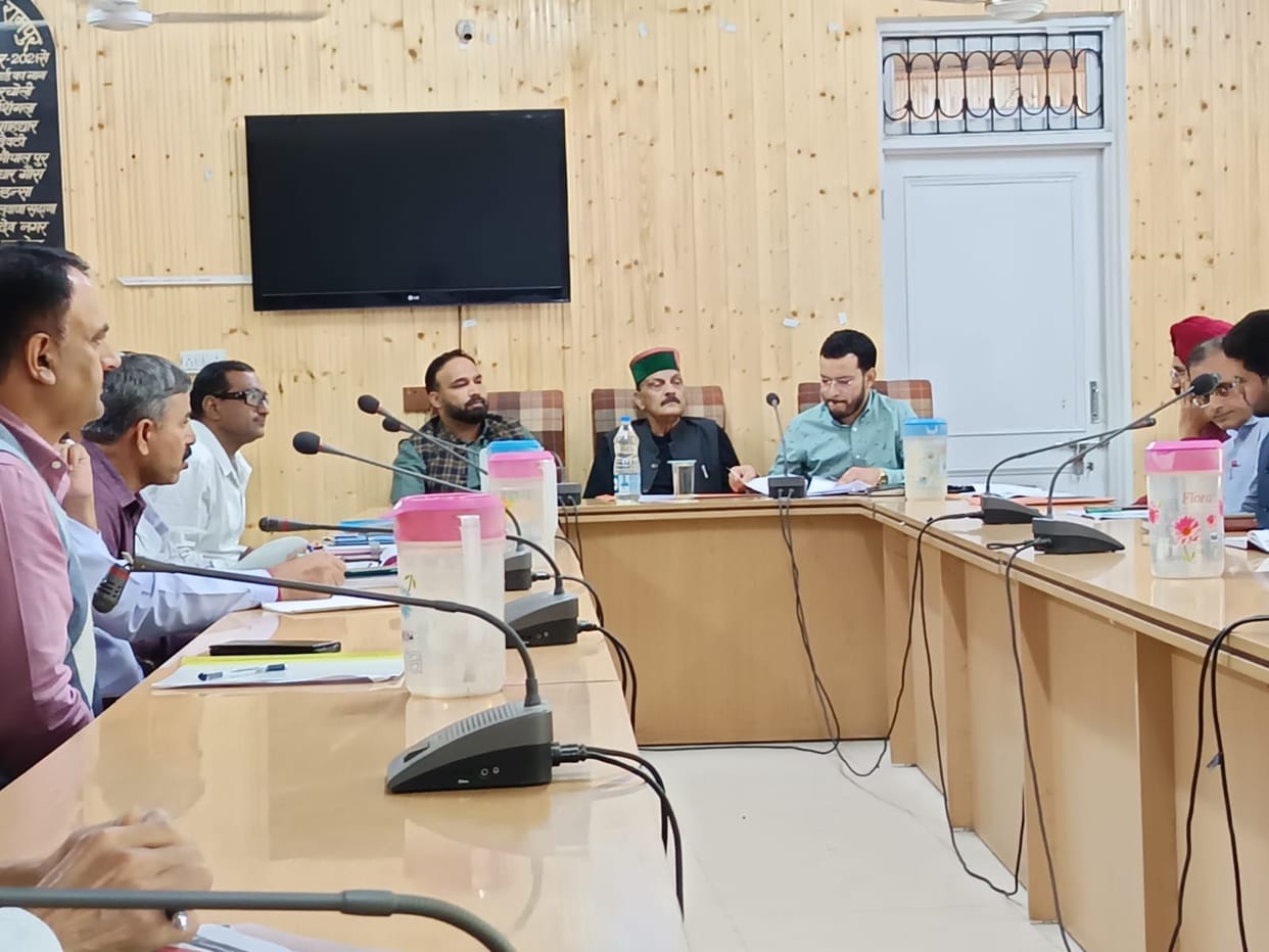 PWD should keep roads smooth during apple season: Nandlal