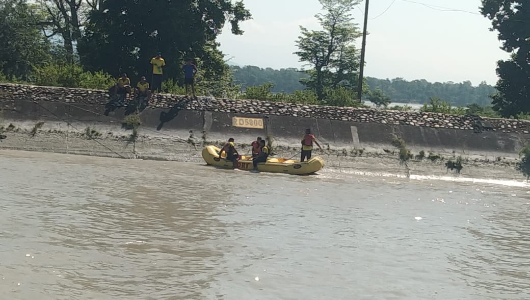A teenager feared drowning in NHPC power channel