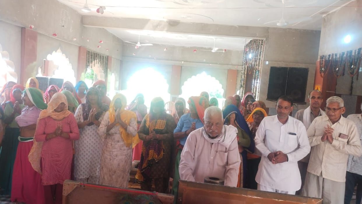 Narrated the story of King Parikshit on the second day of Srimad Bhagwat Katha.