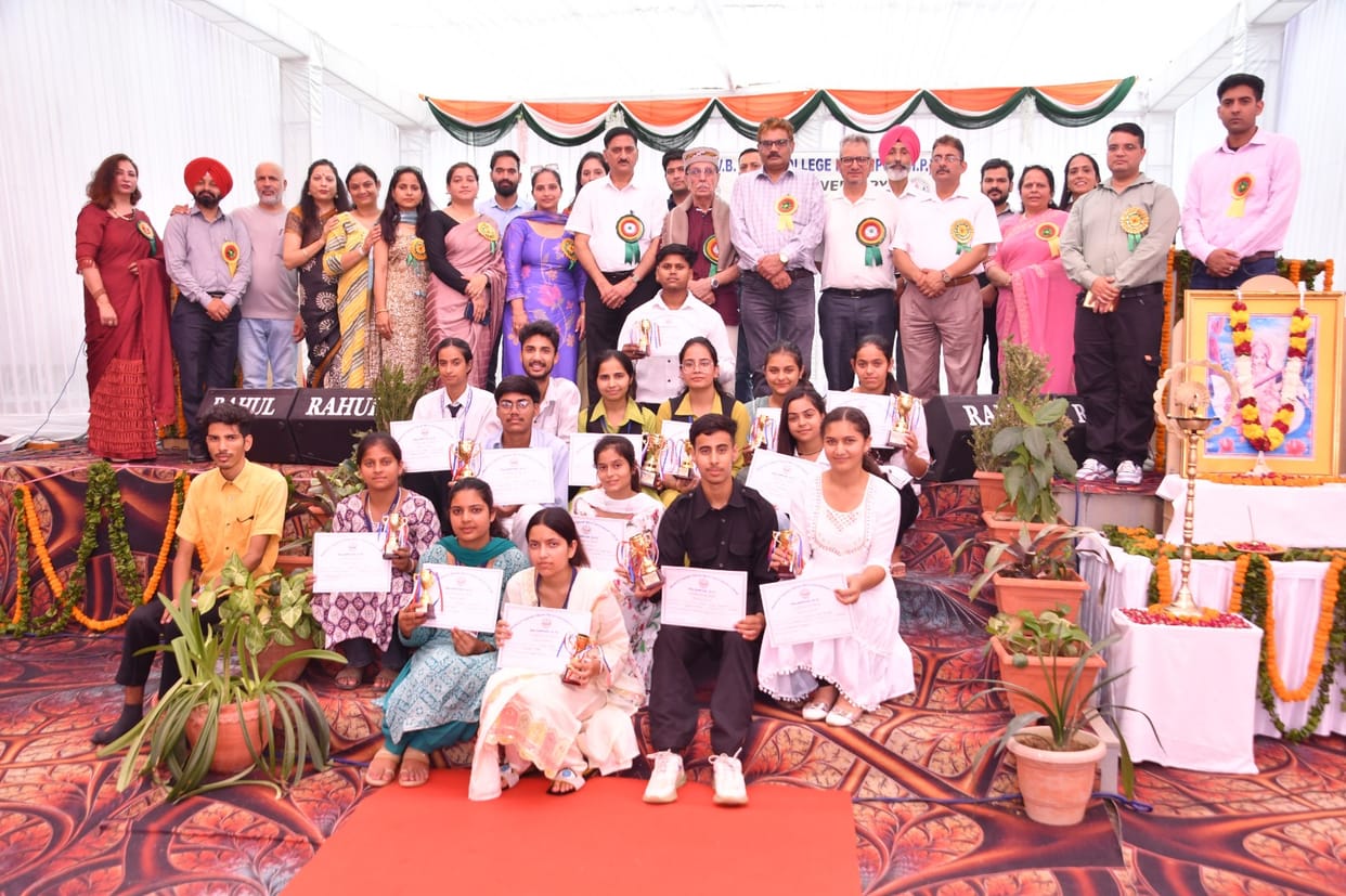 Mohit of Vikram Batra College, Palampur was the winner in solo song.