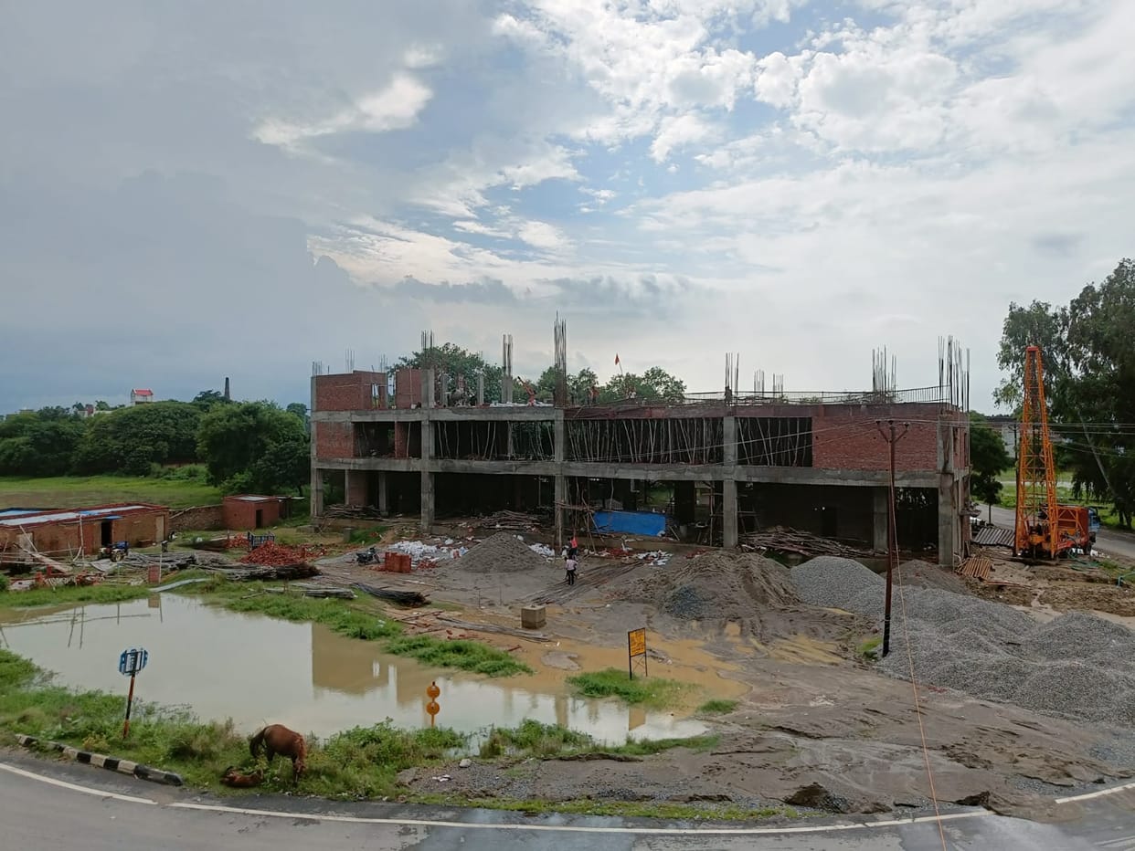 Unusable power line hinders bus platform construction