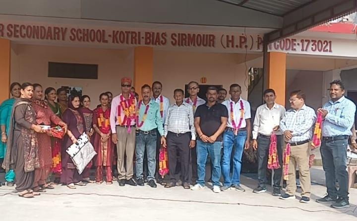 ragvi team welcome in kotdi vayas ponta