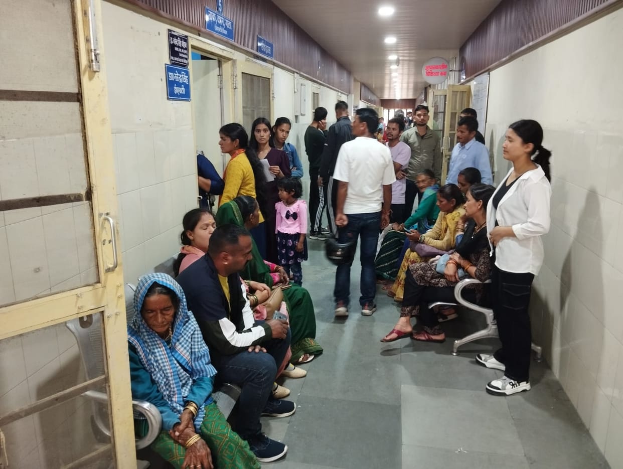 Ear pus patients are increasing in the district hospital