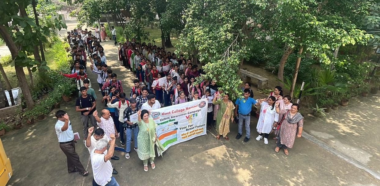 Teachers and students took out voter awareness rally