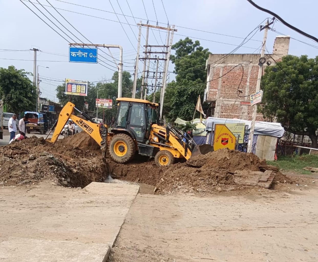 Drinking water line broken during construction of drain, water not reaching 200 houses