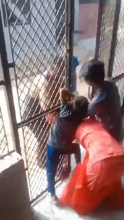 Jalore News: A young man arrested for brutally assaulting a woman, video surfaced on social media