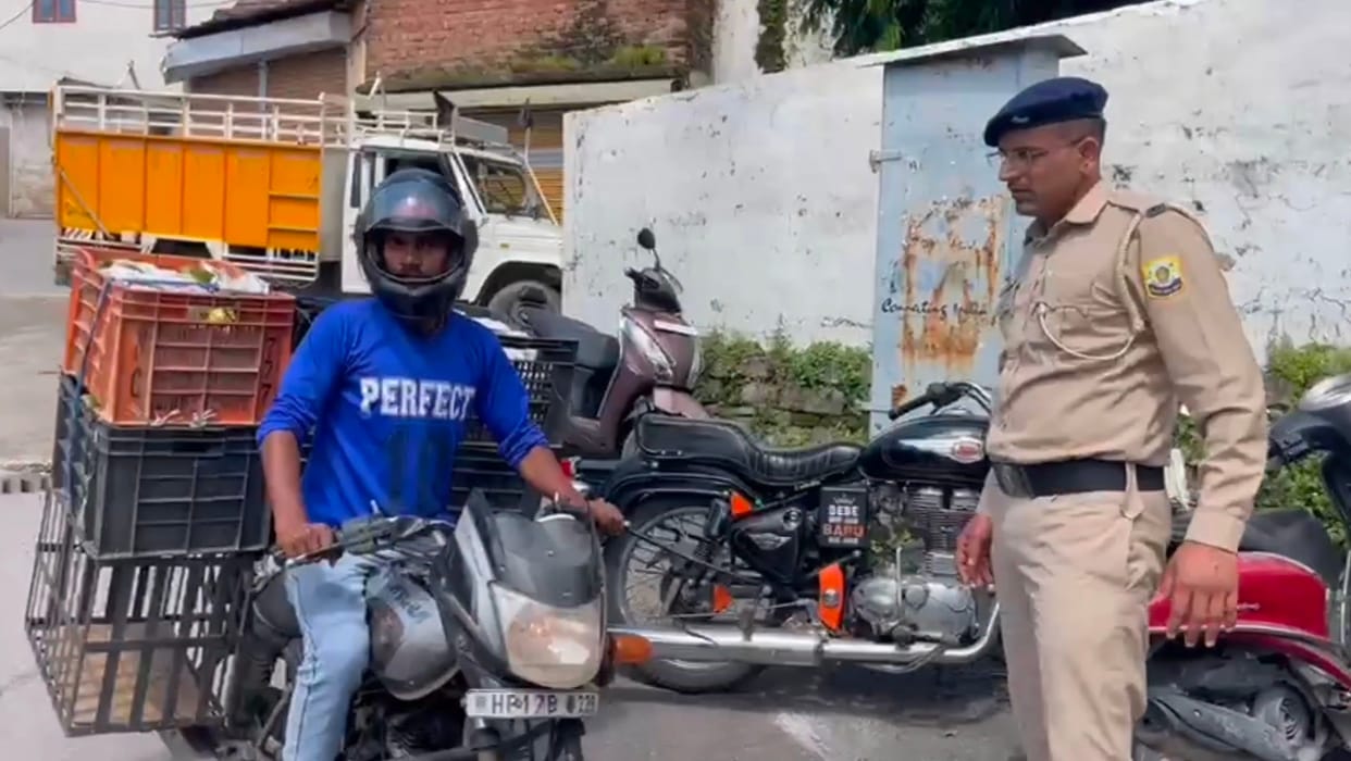 police checking in nahan