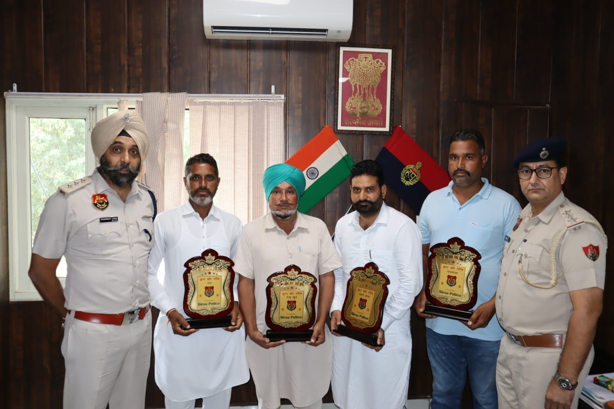 Police declared four villages drug free, honored sarpanches