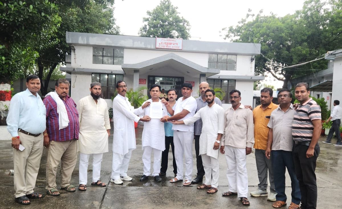 Now allegation of scam of Rs 20 lakh in sterilization of dogs