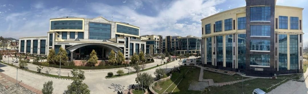 Vehicles will not be able to enter Ner Chowk Medical College at night without entry