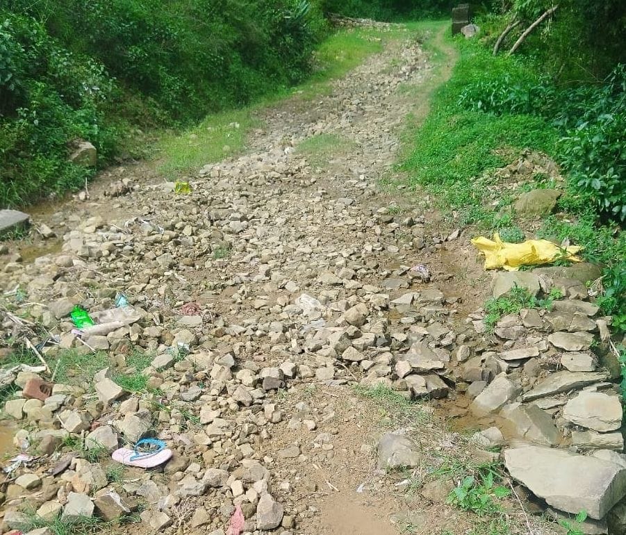 Lack of paved road, ambulance unable to reach Drubbal