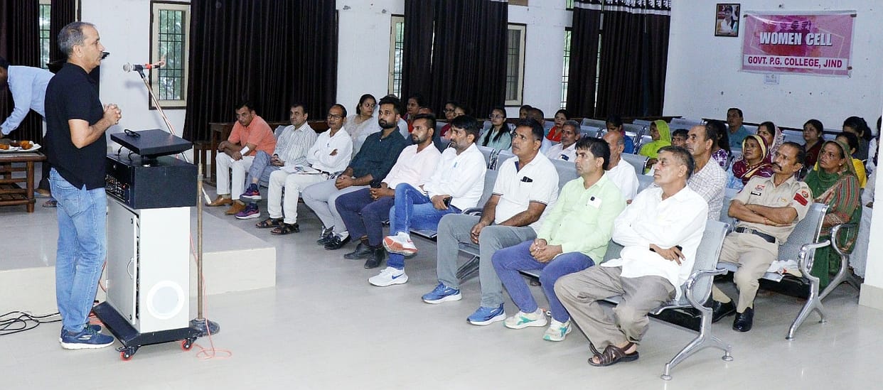 Voting is necessary for strengthening democracy: Satyawan Malik