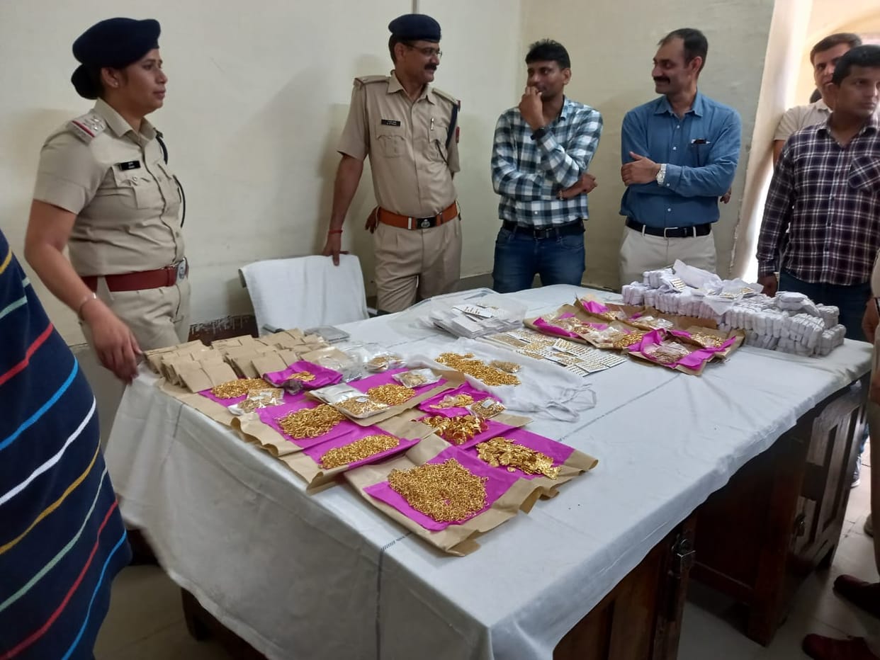 RPF raids, gold worth Rs 4 crore seized