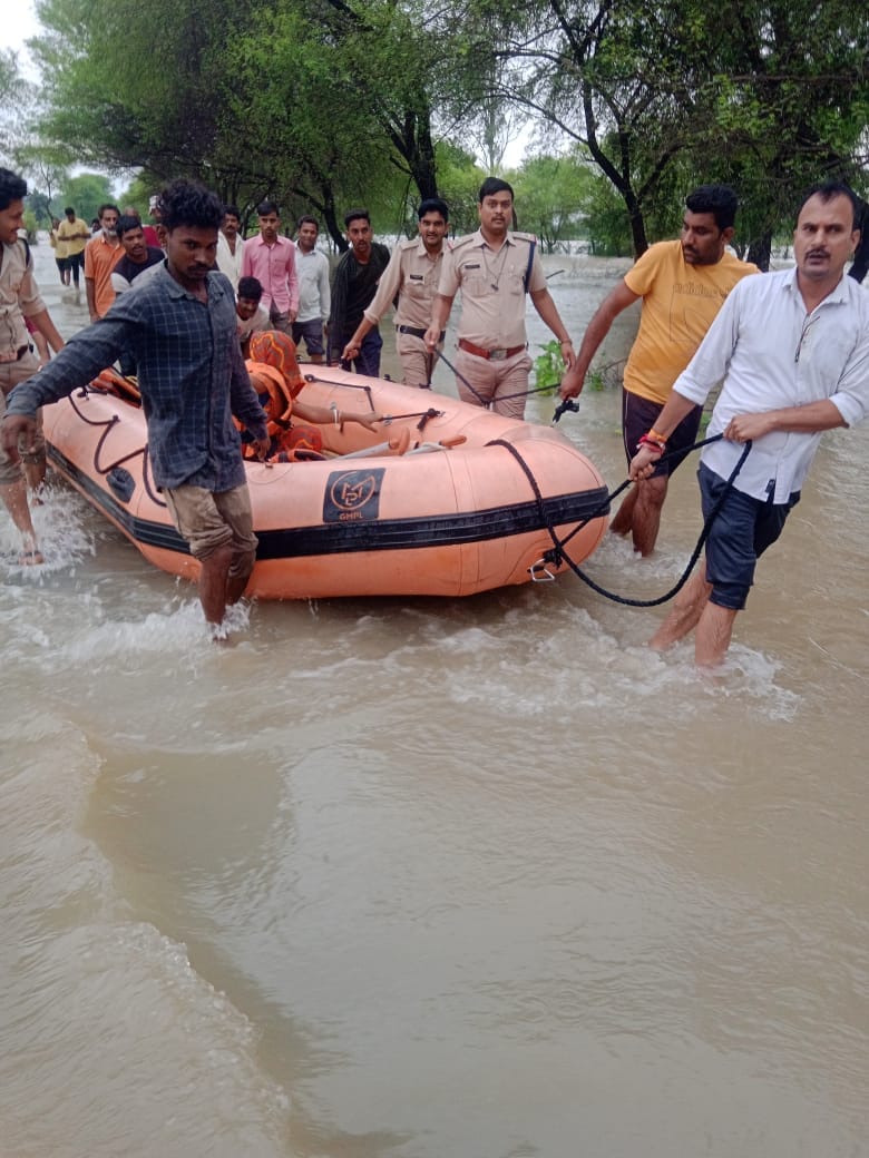 the administration rescued the woman trapped in the flood and sent her to the hospital