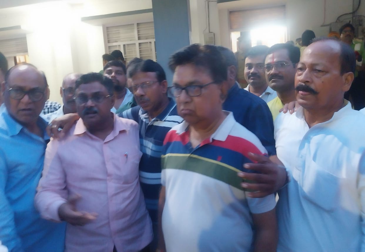 Sultanpur: Bullion robbery exposed, two and a half kilos of gold recovered, four rewarded dacoits caught, robb