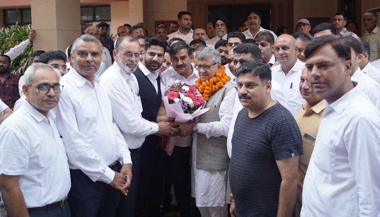 BJP gave only statements to the state: Batra