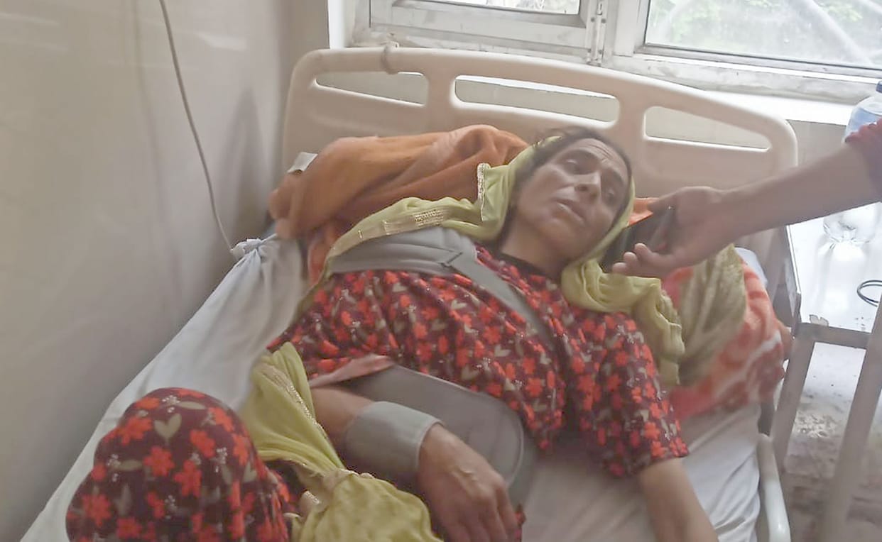 Sister-in-law dies in bear attack, seriously injured sister-in-law admitted to Medical College Chamba