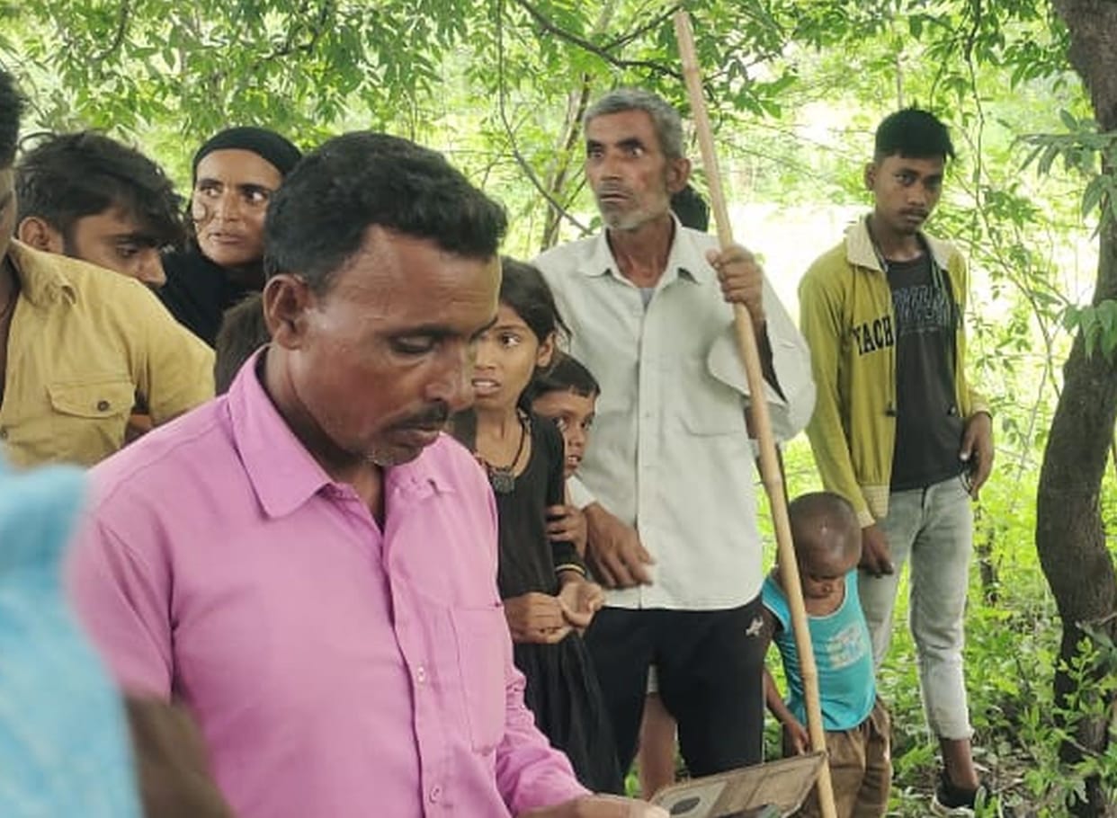 Four people injured in jackal attack, villagers surrounded and killed them