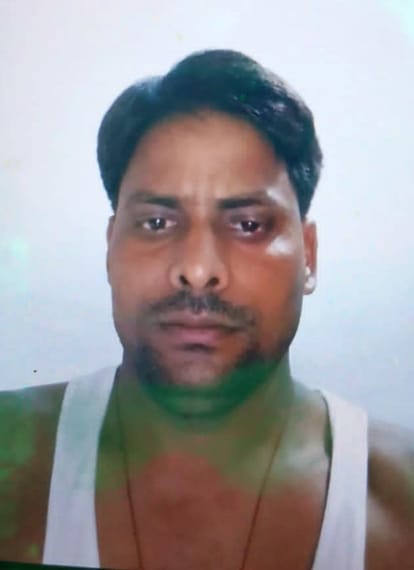 Lucknow News: स्टंटबाजी करते रौंदा था, कार सवारों की पहचान नहीं The car was run over while doing stunts, the occupants of the car were not identified.