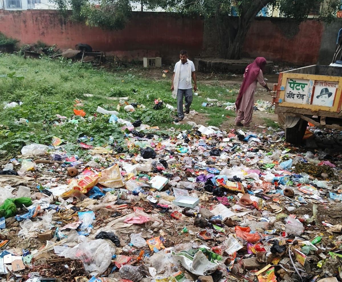 Shopkeepers will be responsible if garbage is found in front of their shop