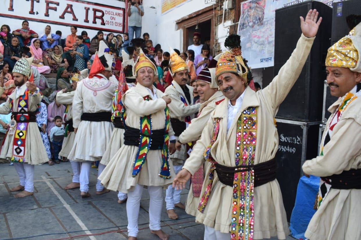 Pathania danced wearing chola-dola in traditional Gaddi costume