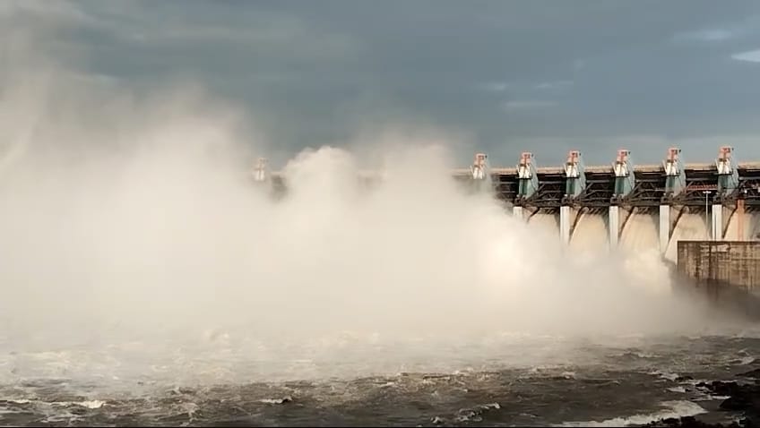 Chinab River: Five more gates of Salal Dam opened, danger increased due to rise in Chenab; danger increased fr