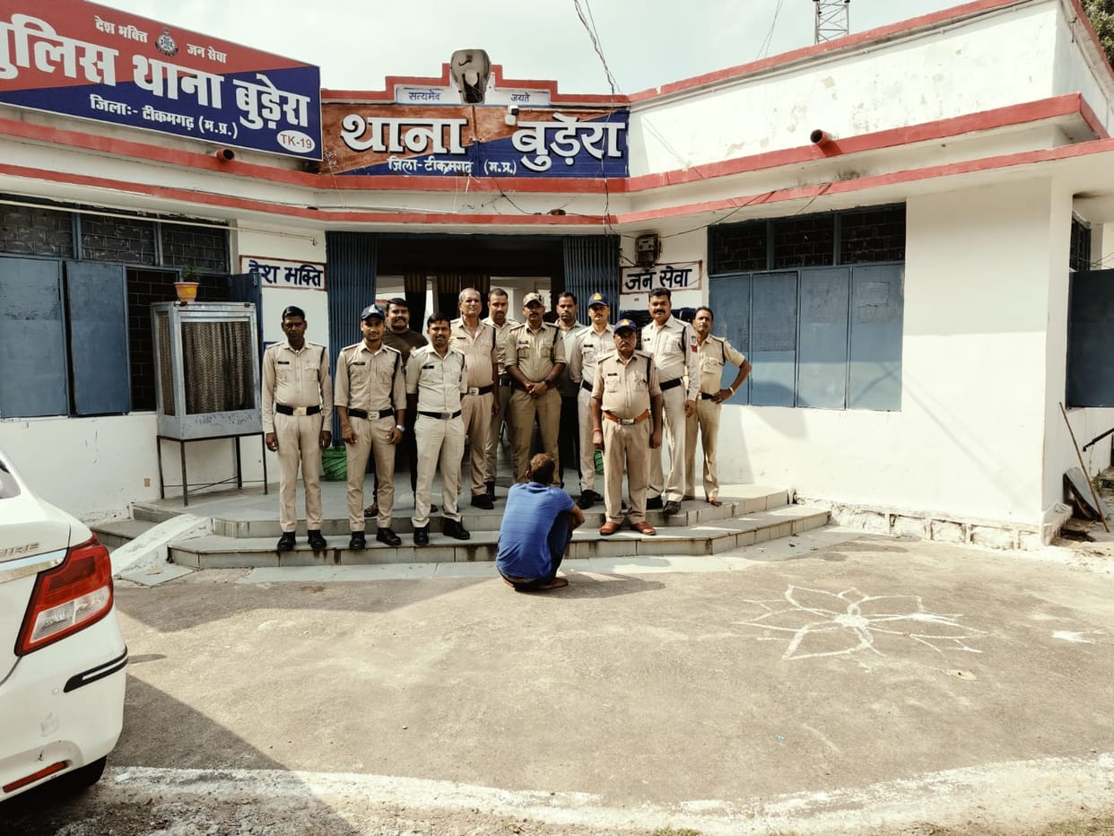 A friend killed his friend for the greed of two and a half thousand rupees