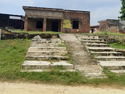 Lucknow News: जिस घर से हिंदी को मिला वजूद, वह घर ही वीरान The house from where Hindi got its existence is deserted.