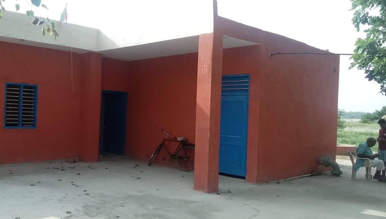 Motor of water house breaks down, people yearn for water