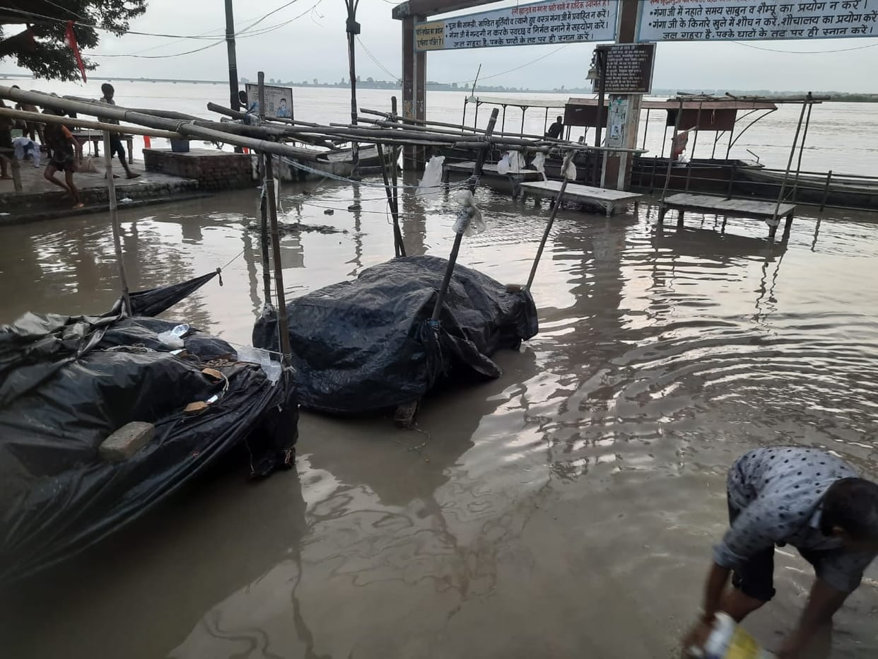 Ganga swelled again, water crossed the ghat and reached the road