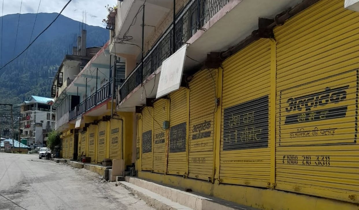 Traders kept shops closed for two hours in Bharmour