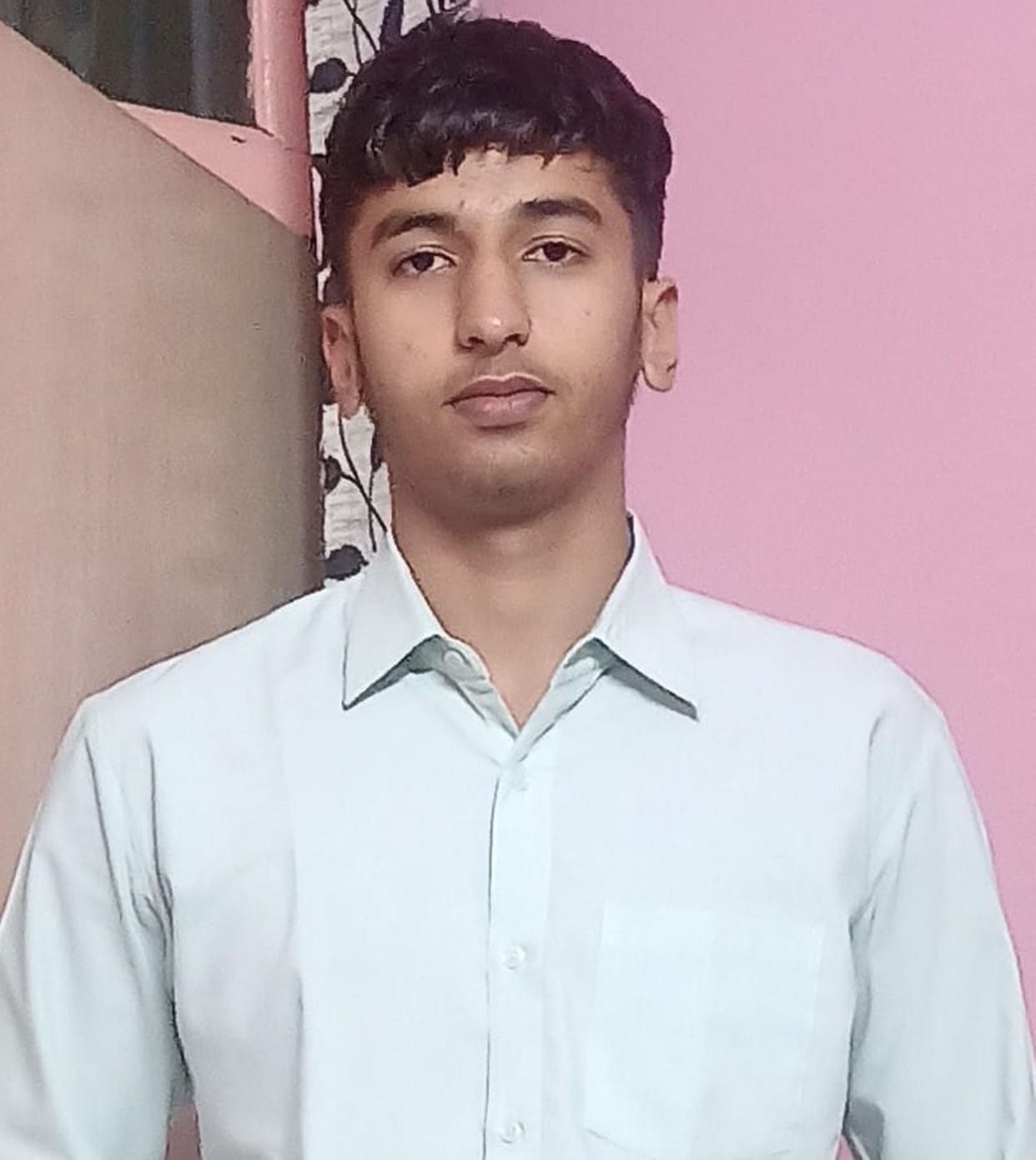Atul Dhankhar won 4 medals including two gold in school state swimming.