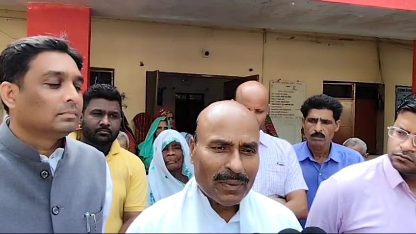 Damoh Union Minister Virendra Khatik says by accusing me they have put their hands in beehive