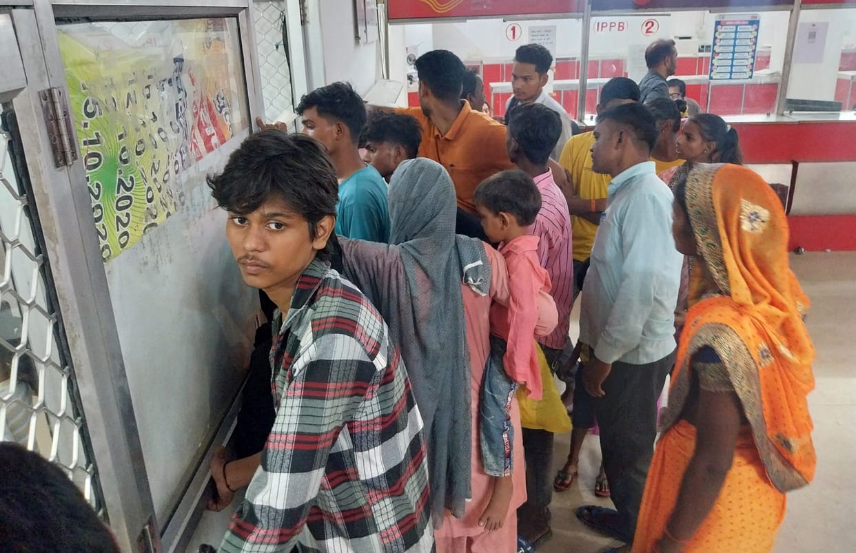 Kanpur The number of Aadhaar centres will increase from 262 to 500 DM said general public will get convenience