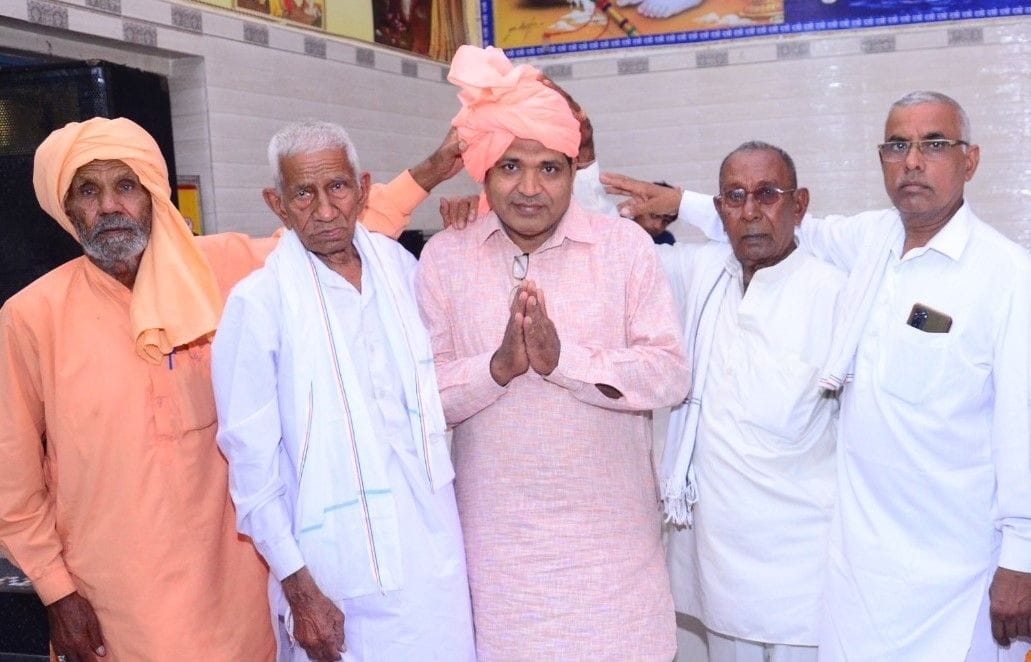 Rishipal became the head of Guru Gorakhnath Committee, wore a turban