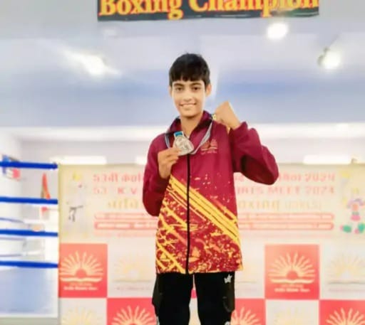 Riya won silver medal in national boxing