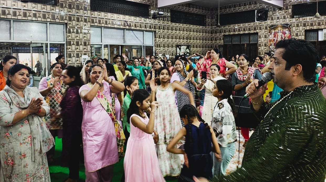 In Ganpati festival, devotees gathered for Kirtan and Dandiya night at some places